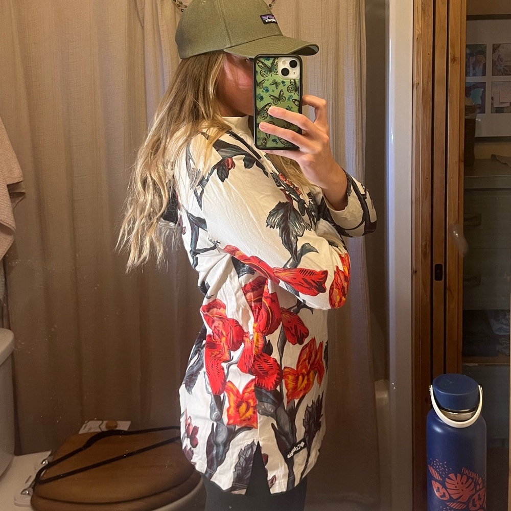 Columbia Floral Pull Over Shirt